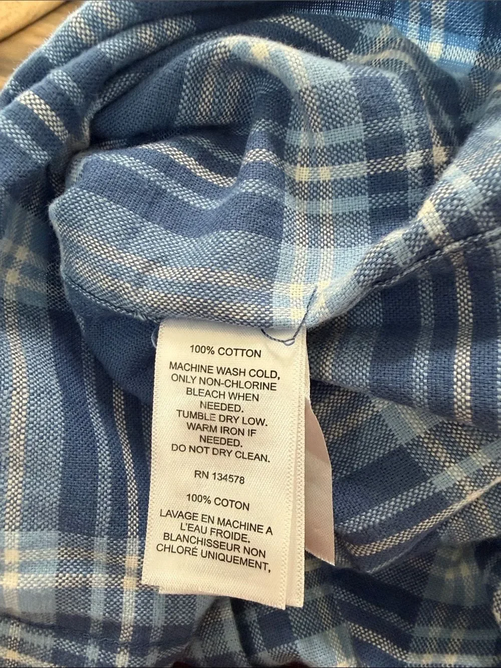 Vineyard Vines long sleeve button down shirt